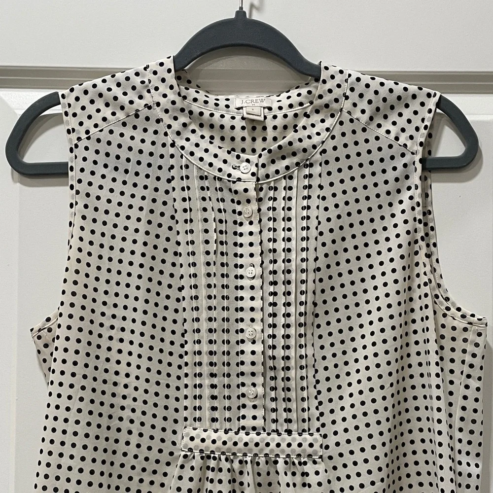 J. Crew Women’s Sleeveless Cream and Black Polka Dot Pintuck Blouse